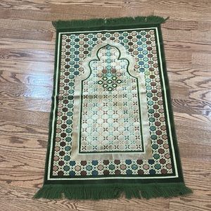 Islamic prayer rug mad in turkey new